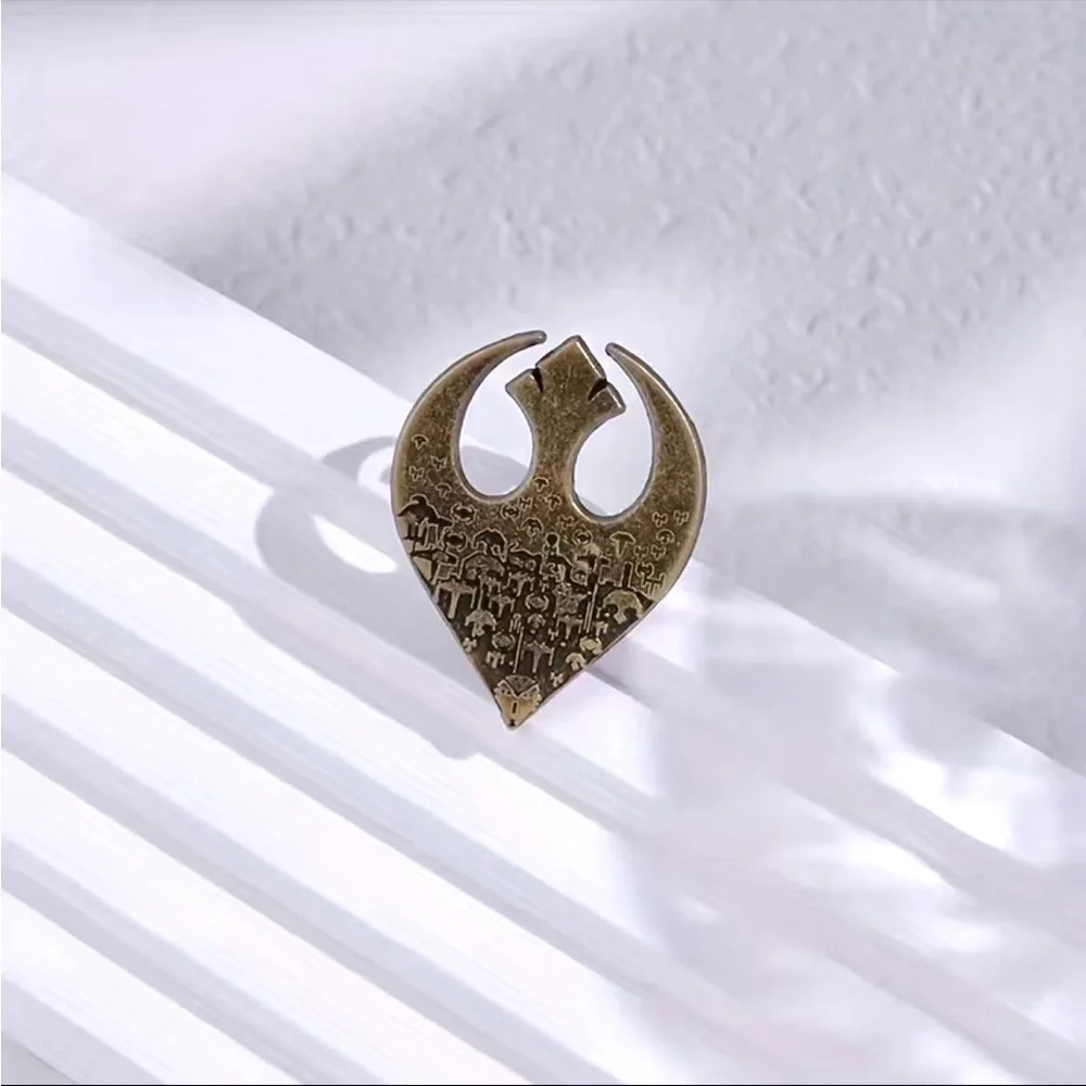 Star Wars Pin - Picture 2 of 5